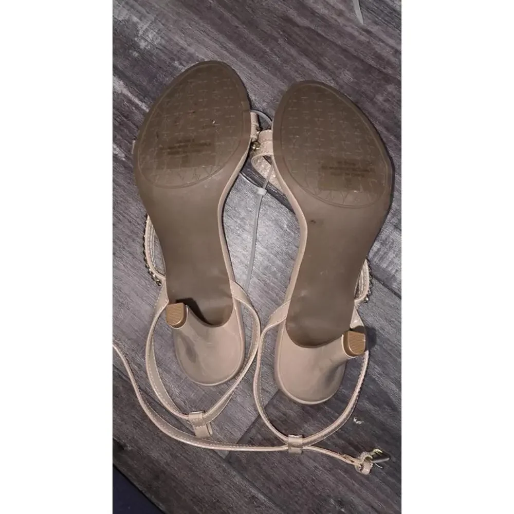 Adrienne Vittadini polished nude